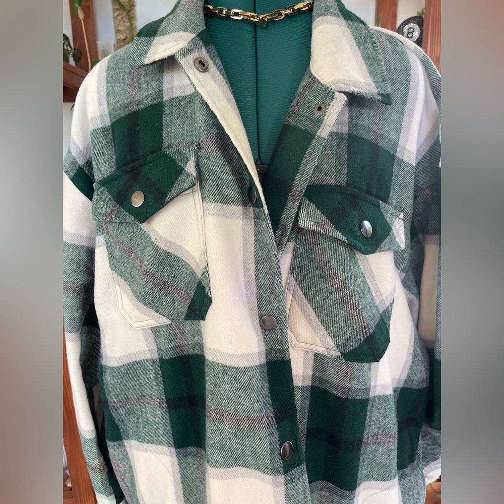 Plaid Green and White Women's Jacket - Picture 2 of 4
